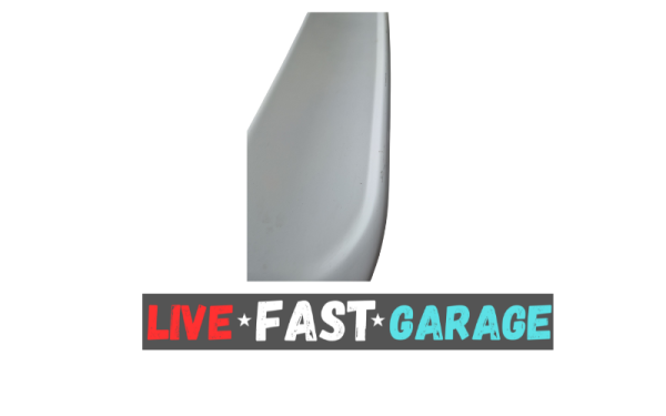 Genuine BNR32 GTR Wing - Image 4